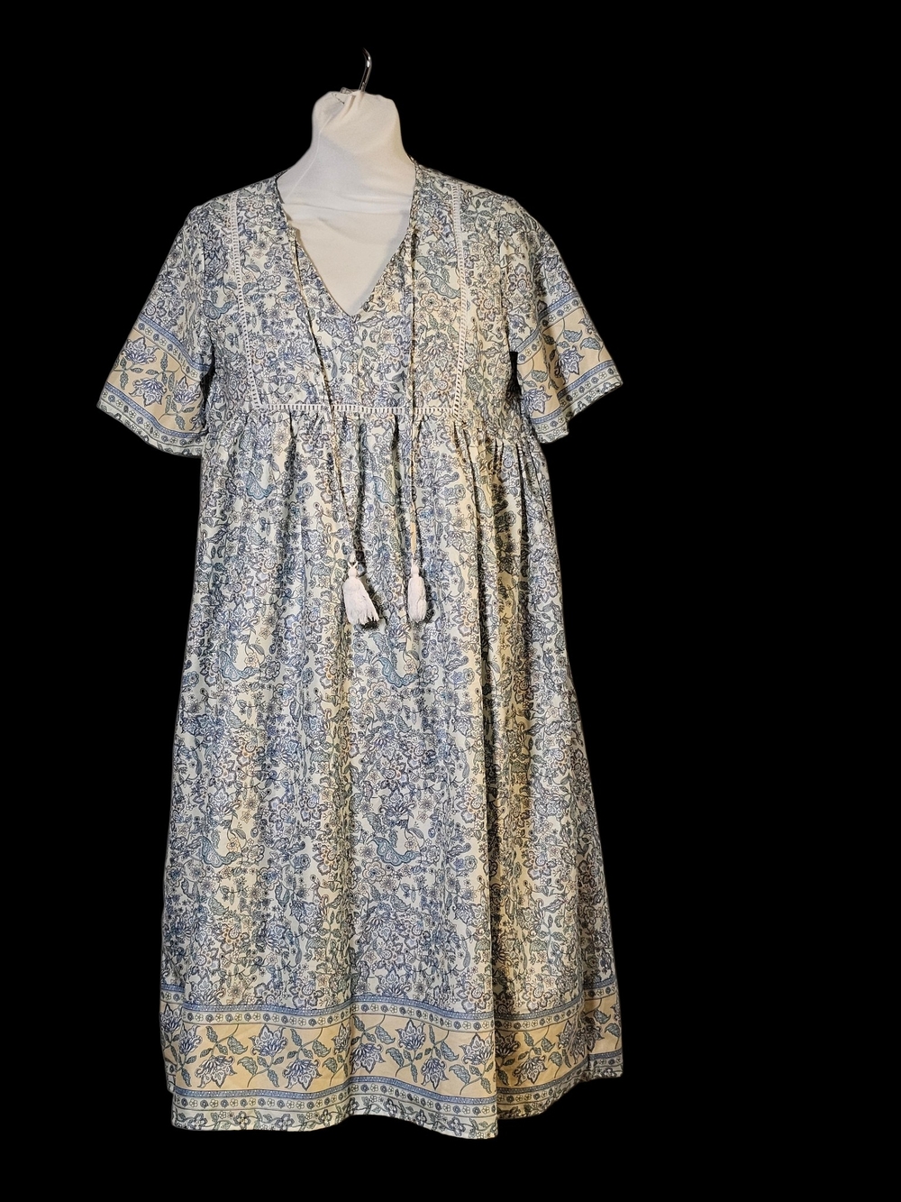 Misslook Size Small Women's Floral Festival Midi Blue Ivory Tassel Tie Short Sle